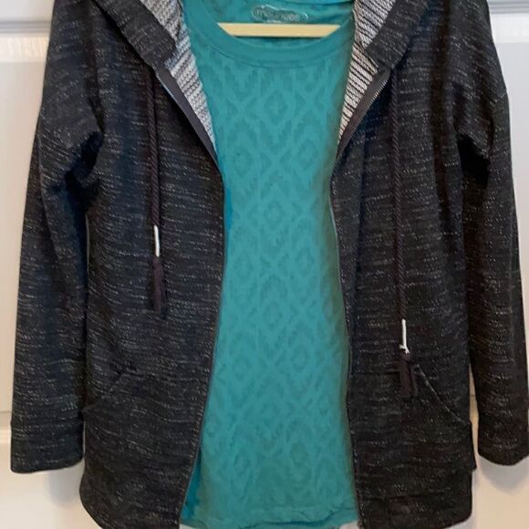 Maurice’s Green Long Sleeve Top - XS - Like New - Picture 1 of 5